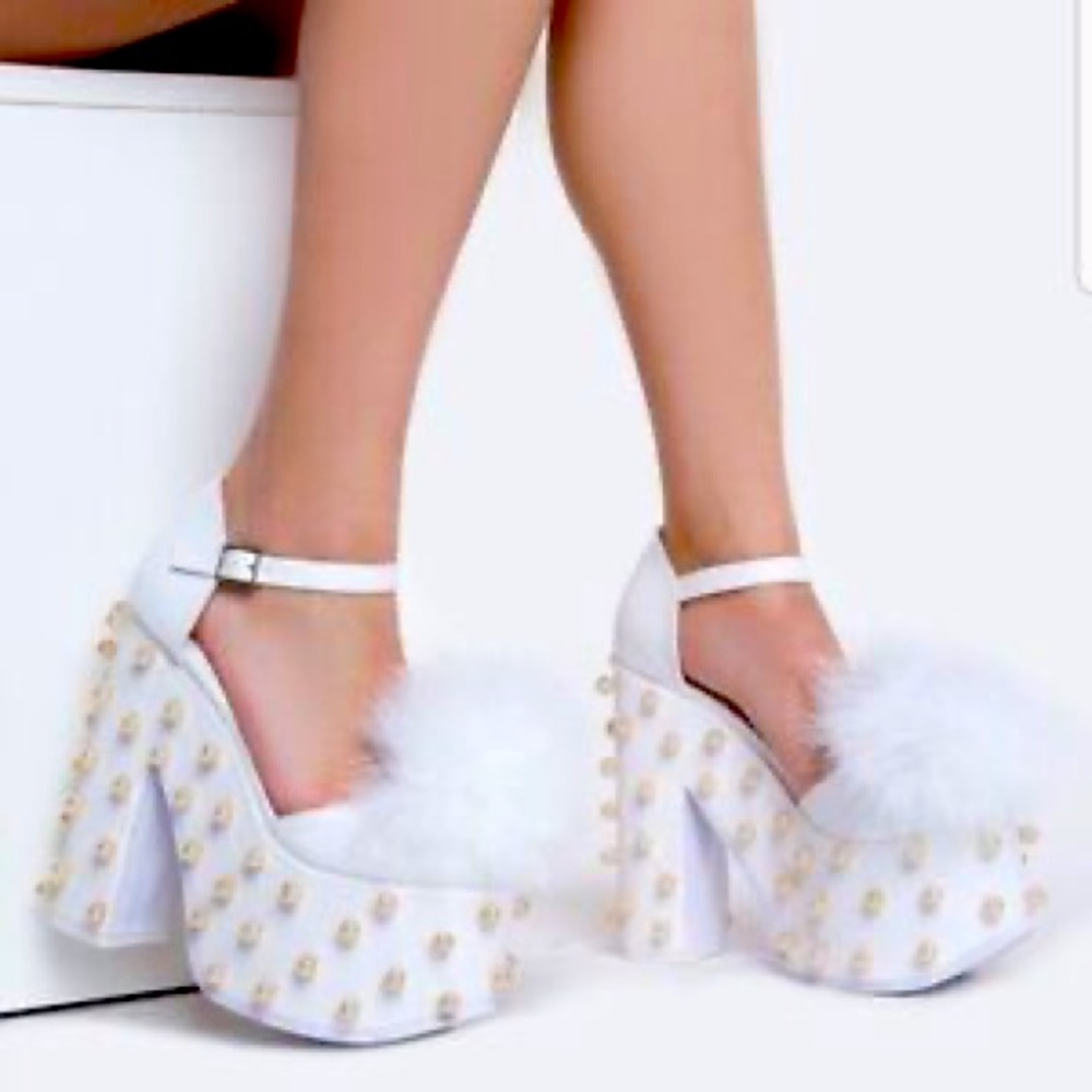 Yru pearl wedge